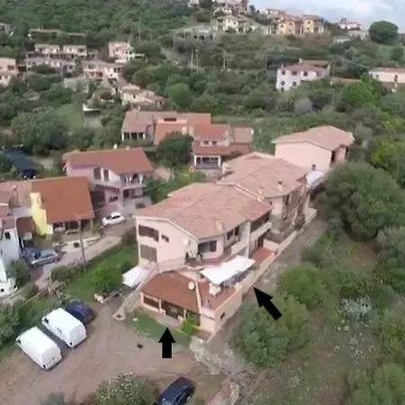Casa A Schiera Bilocale Budoni Nyaraló *